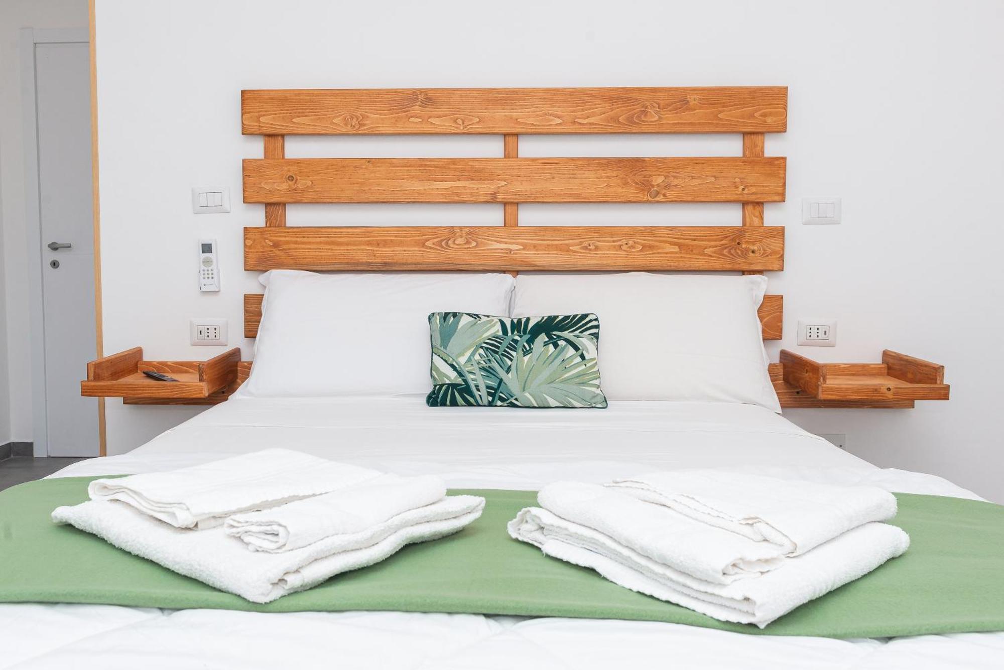 Guest House - Affittacamere Green Apartment - By Faendho Porto Torres Exterior foto